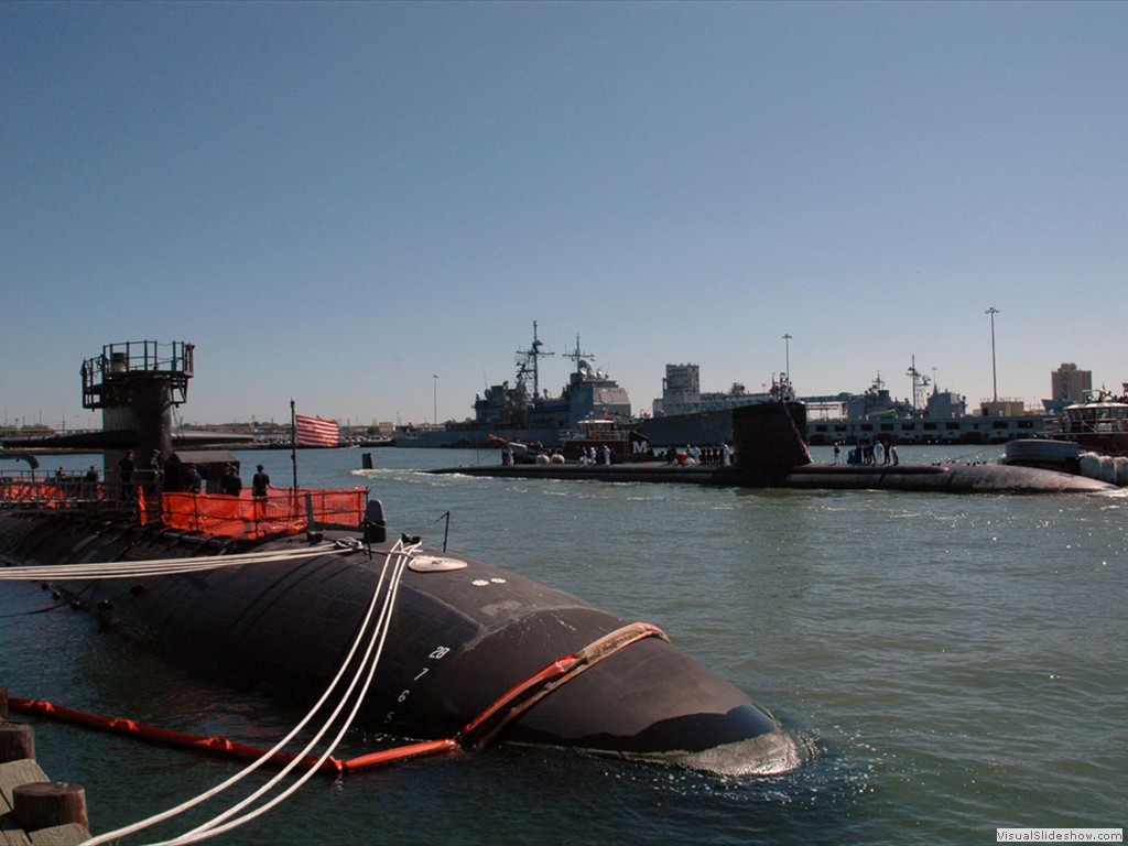 USS Newport News (SSN-750)-5