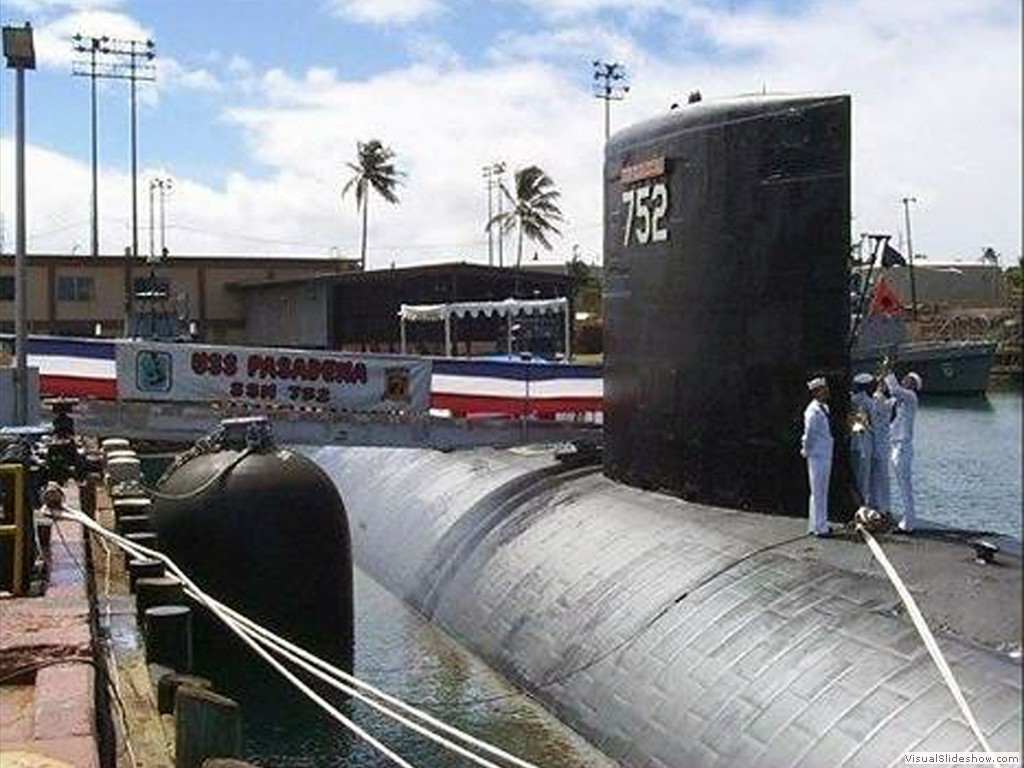 USS Pasadena (SSN-752) around 1998.